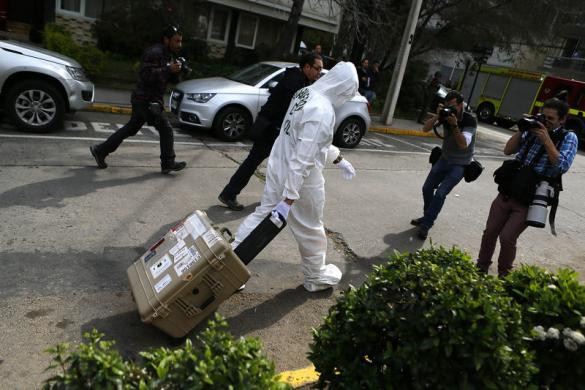 Bomb Santiago Chile police
