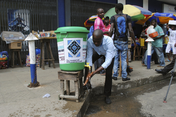 EBOLA.HYGIENE