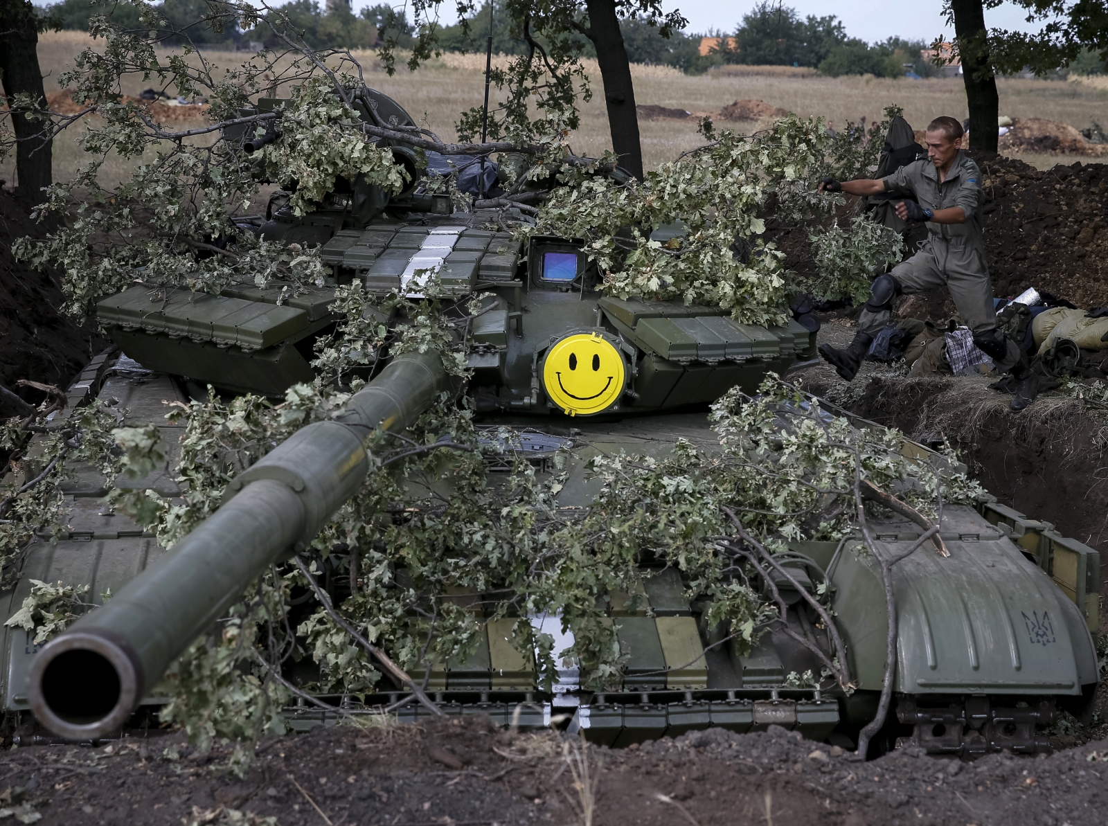 Ukraine Soldier Tank Smiley Face