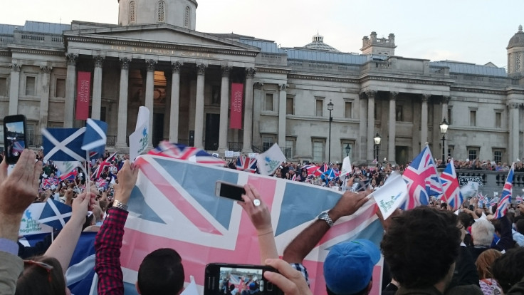 Comedian Eddie Izzard and broadcaster Dan Snow asked Scots not to vote to leave the United Kingdom