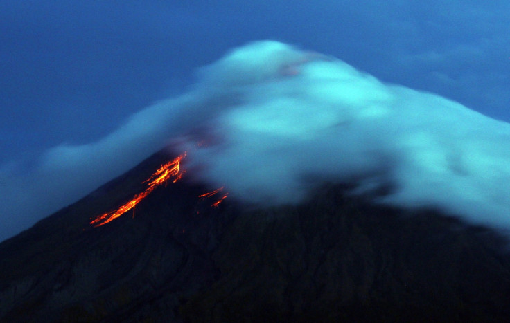 mayon volcaon