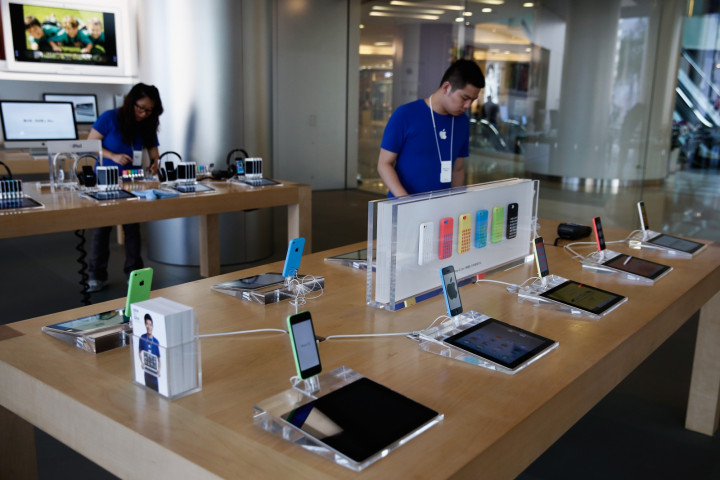 Apple Macbooks could be affected by undetectable 'Thunderstrike' threat, states researcher Apple Macbooks could be affected by undetectable 'Thunderstrike' threat, states researcher
