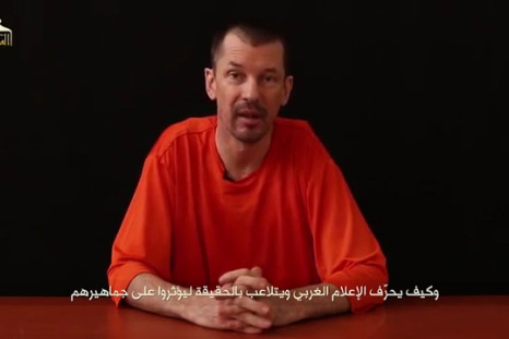 British Reporter John Cantlie in New Islamic State Hostage Video