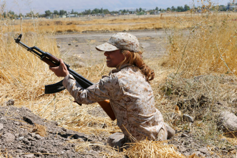 Kurdish Peshmerga female fighters 09