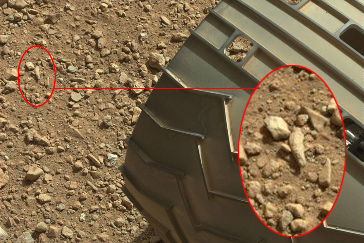 finger on Mars
