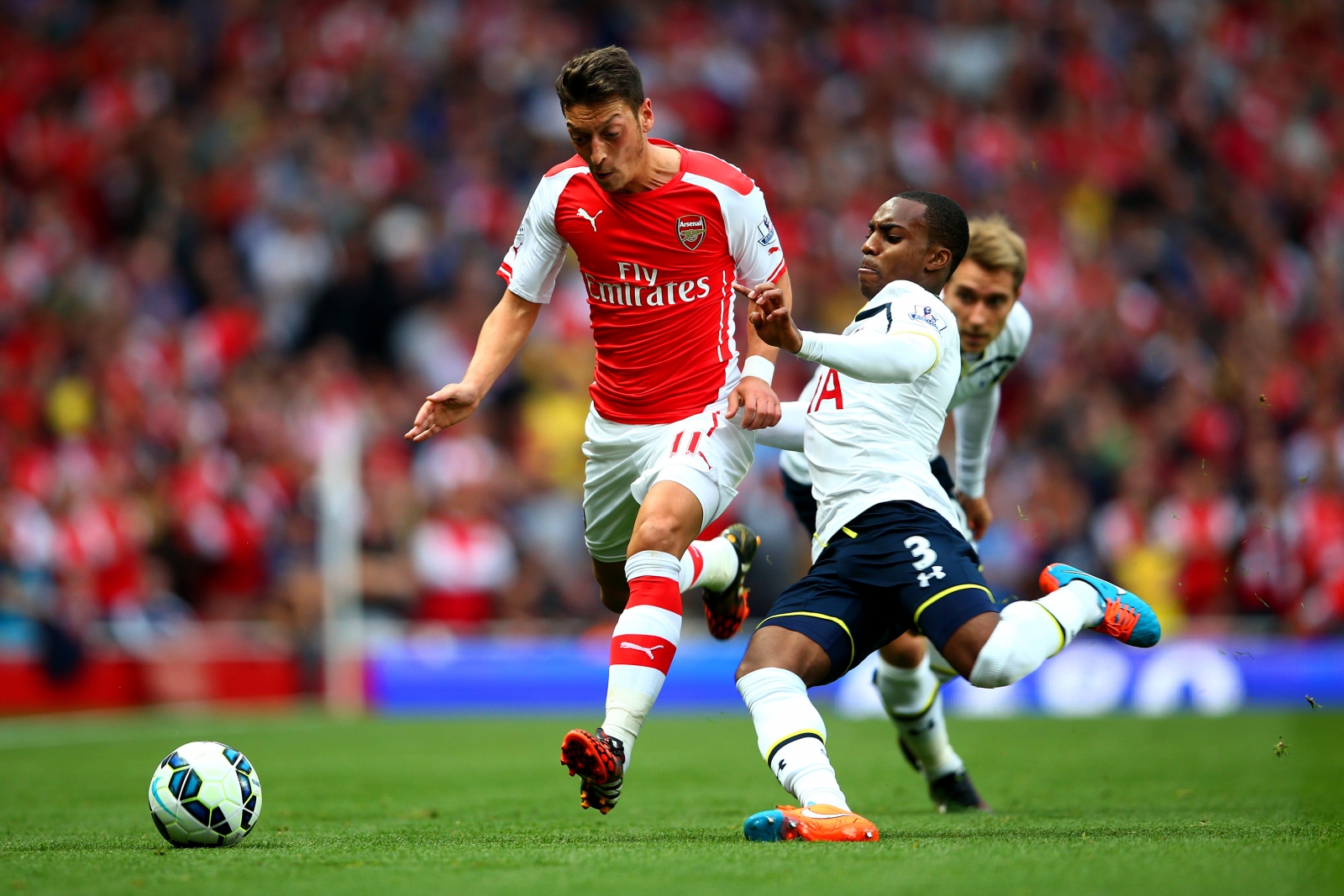 Barclays Premier League Latest Scores and Updates: Arsenal 1-1 Tottenham - LIVE