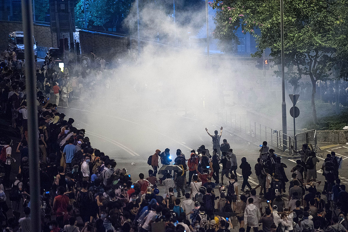 Umbrella Revolution Photos: Pro-Democracy Protesters and Riot Police ...