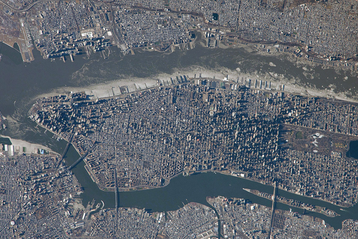 Снимок из космоса Нью Йорк