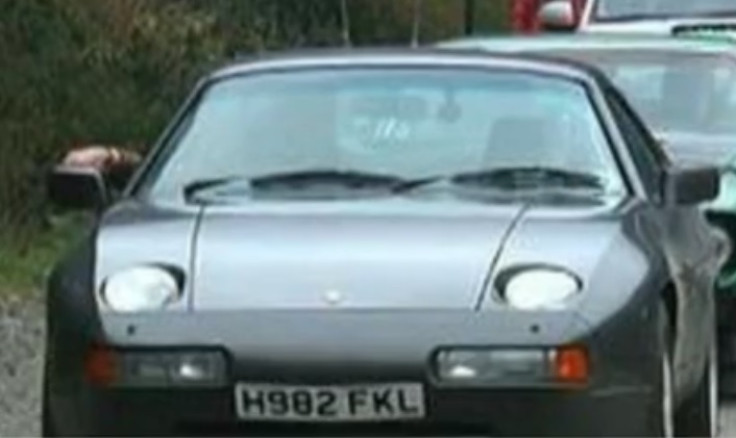 Top Gear car's registration plate which hints at the Falkands war of 1982
