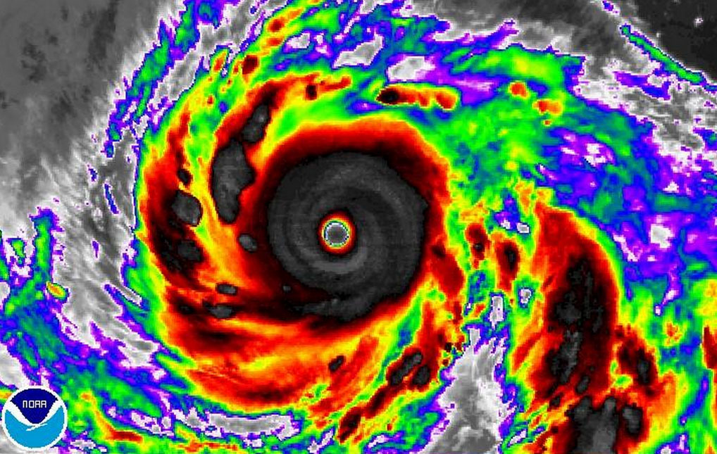 Super Typhoon Vongfong: Massive Thunderstorms and Ocean Swells heading ...