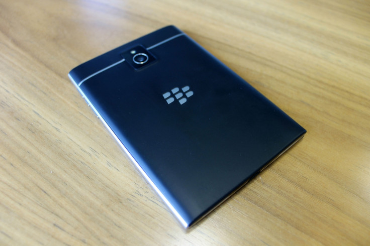 BlackBerry Passport Review Camera