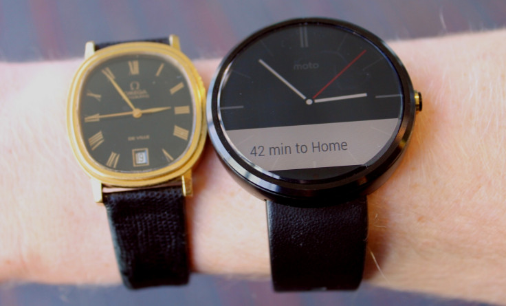 New Update to Motorola Moto 360 Smartwatch brings New Watch Faces, Along With Health, Fitness Monitoring Functionality: Check out Now