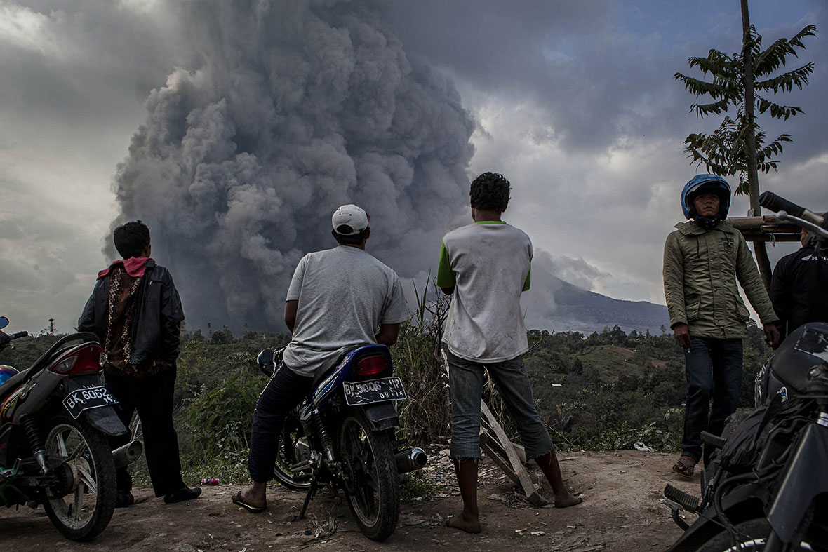 Mount Sinabung erupts again