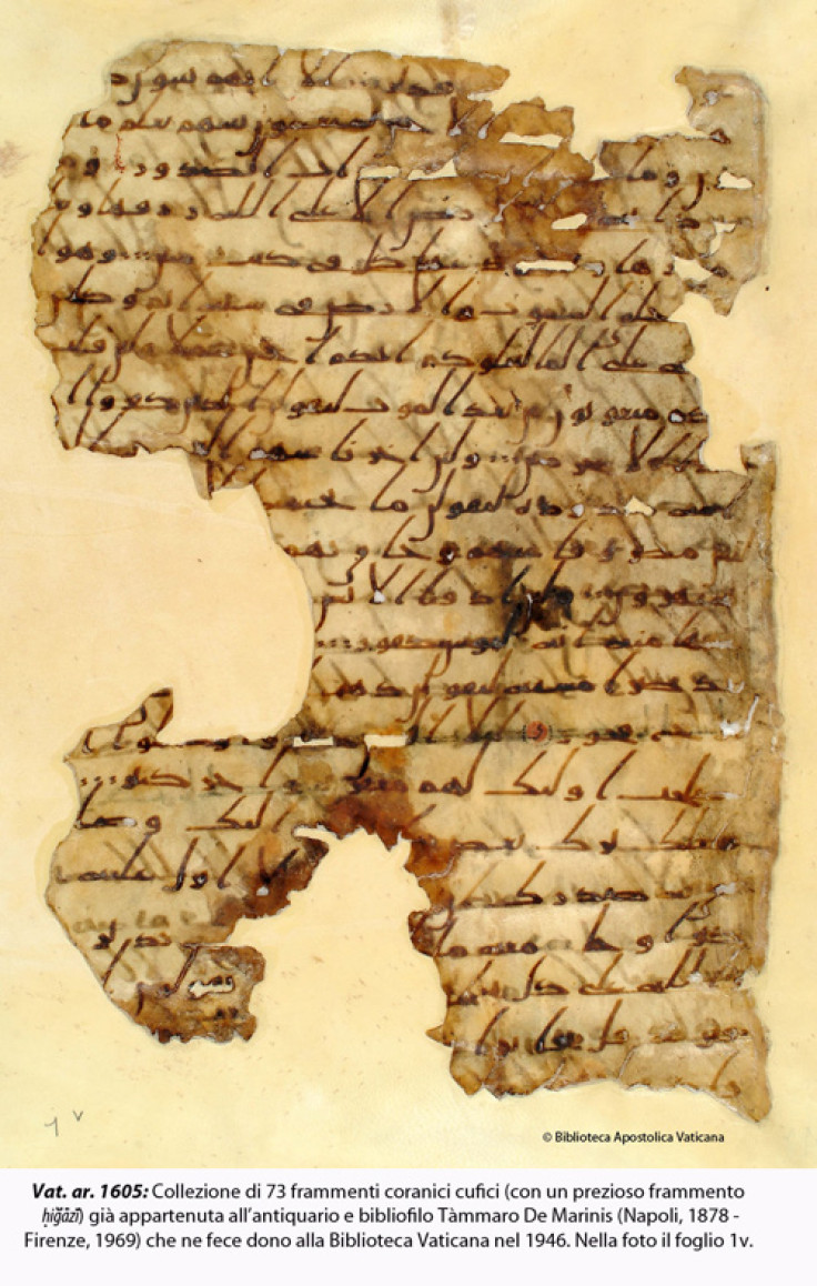 Collection of 73 fragments of the Koran Kufic (with a precious fragment ḥiǧāzī) that belonged to belonged to the antiquarian and bibliophile Tàmmaro De Marinis