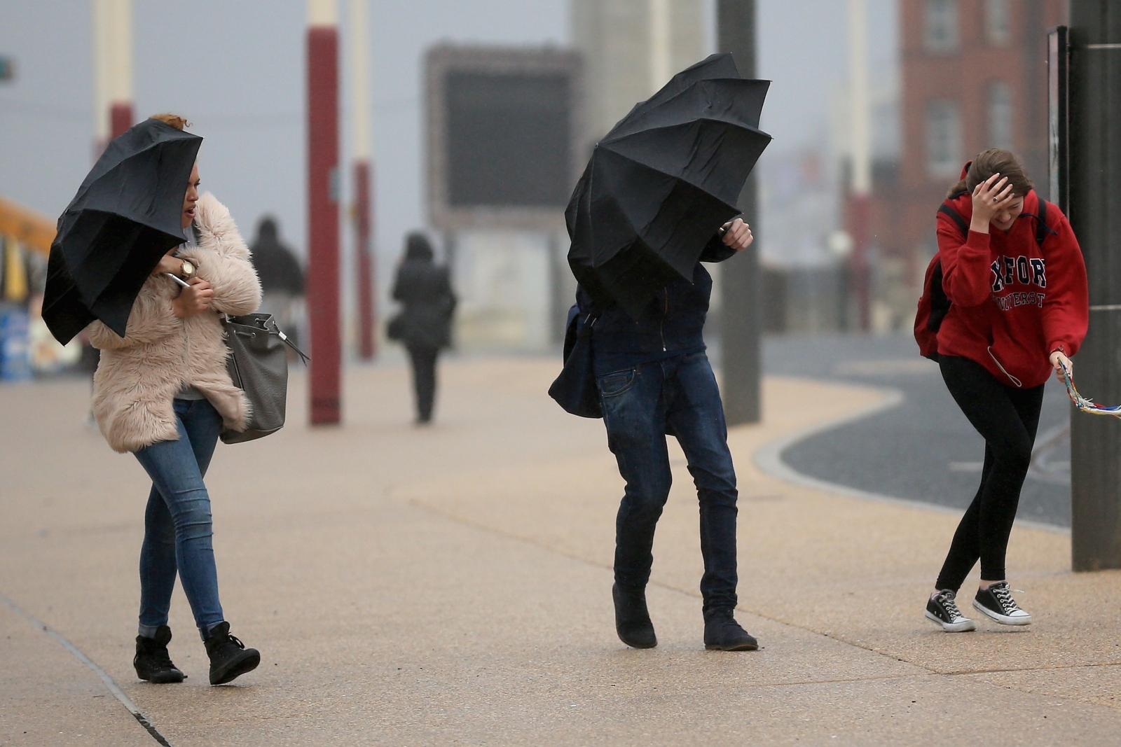 Hurricane Gonzalo: Flights Cancelled and Travel Chaos