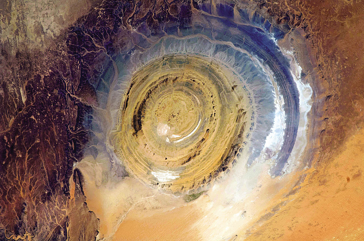 You Are Here Around The World In 92 Minutes Chris Hadfields Photos Of Earth From Space You Are Here Around The World In 92 Minutes Chris Hadfields Photos Of Earth From Space