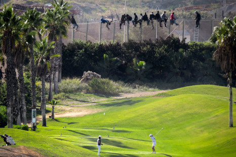 melilla fence golf course