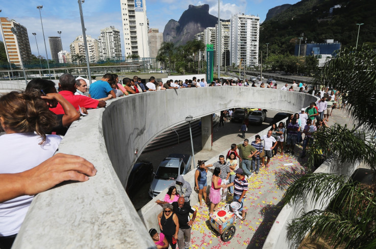 Voters queue in Rio (Getty)