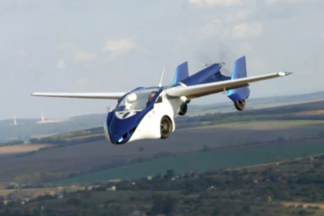 AeroMobil Unveils Flying Car Prototype