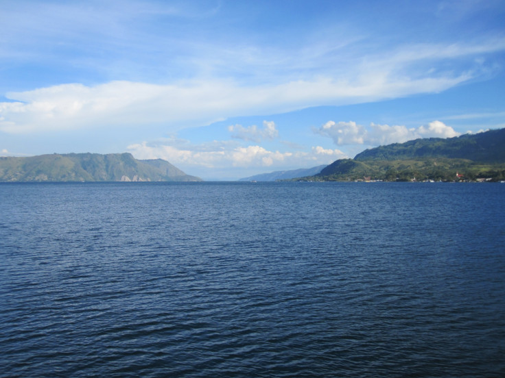 lake toba