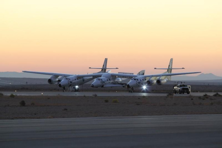 Virgin Galactic White Knight and Spaceship 2