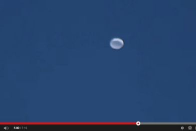 White Disc Shaped UFO Sighted Flying Over Southern Colorado Sky [VIDEO]