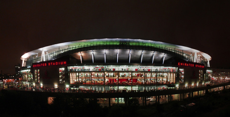 Arsenal Emirates stadium at night