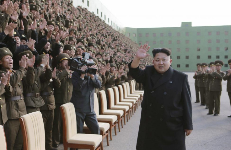 Kim Jong-un walks without stick