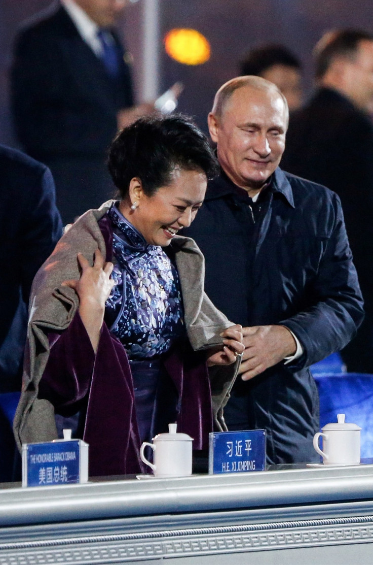 Peng Liyuan Xi Jinping Vladimir Putin Coat Blanket
