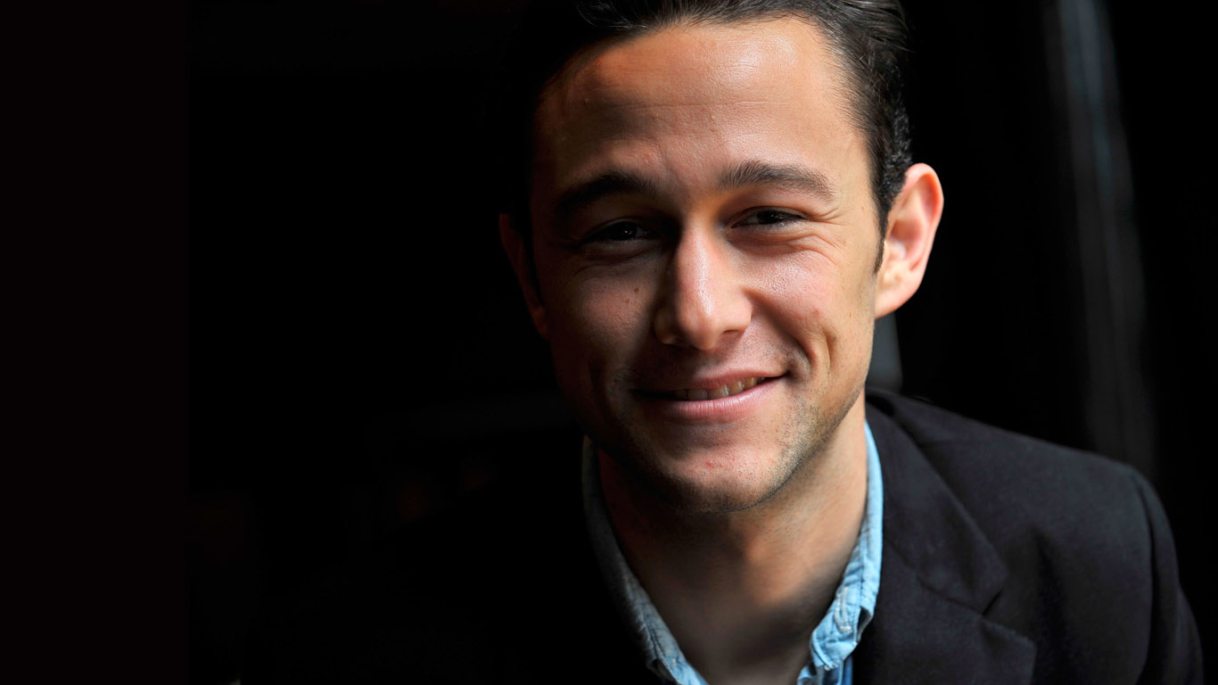 Joseph Gordon Levitt To Play Edward Snowden In Oliver Stone Film Ibtimes Uk 