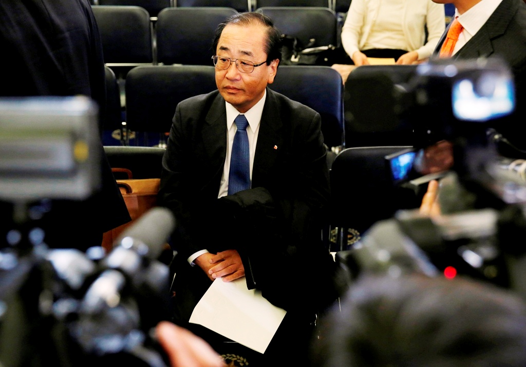 Takata Executive Hiroshi Shimizu Warns About Ability to Replace Fatal Airbags Takata Executive Hiroshi Shimizu Warns About Ability to Replace Fatal Airbags