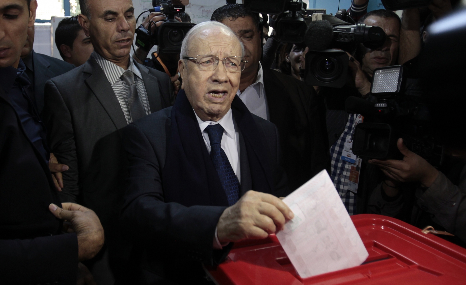 Tunisia Embarks on First Presidential Election since Arab Spring