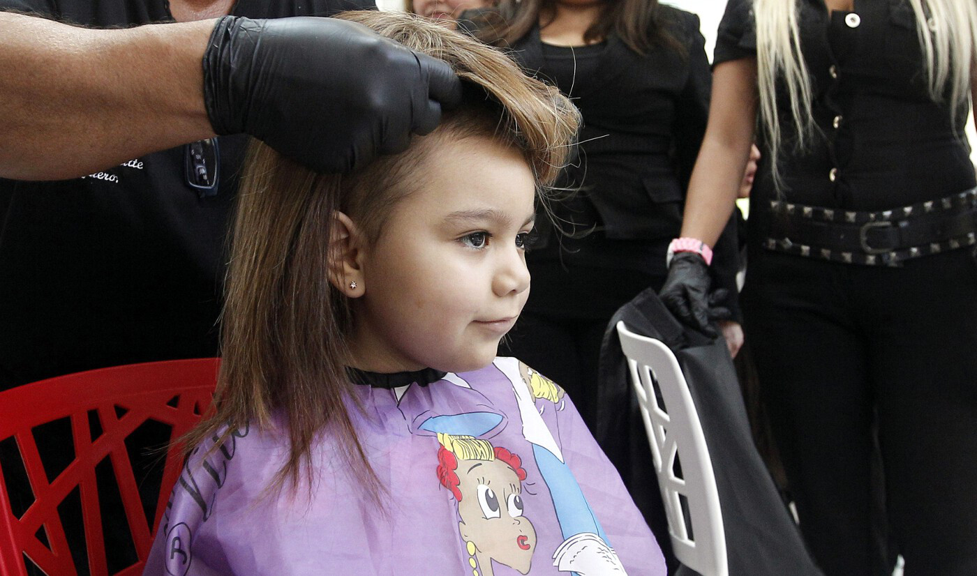 The Hair Stylist Helping Children Fighting Cancer Regain Their Confidence