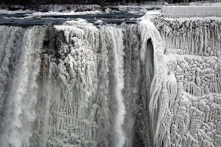 pictures of the year: Niagara Falls frozen