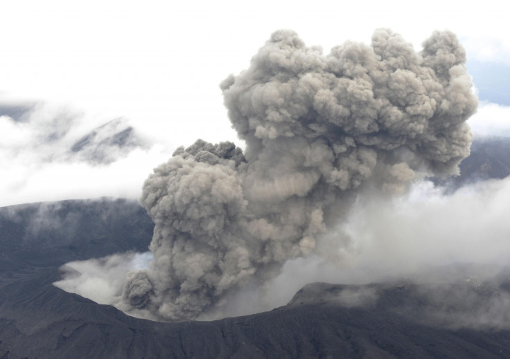 Mount Aso  Japan Volcano Eruption