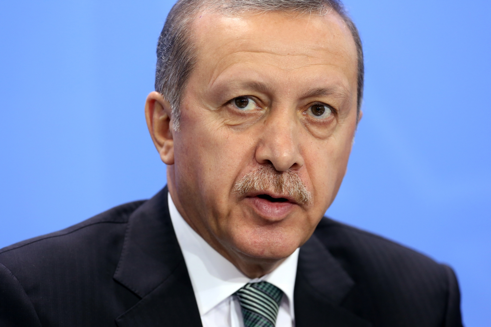 Recep Tayyip Erdogan Hits Back At Vladimir Putin Over Turkey-Isis Oil ...