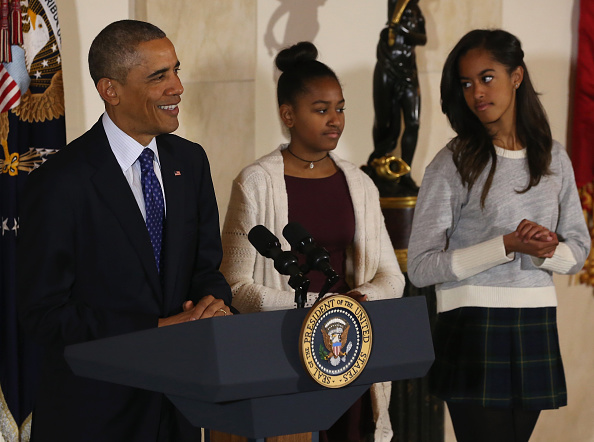 Us Republican Aide Elizabeth Lauten Quits After Saying Obamas