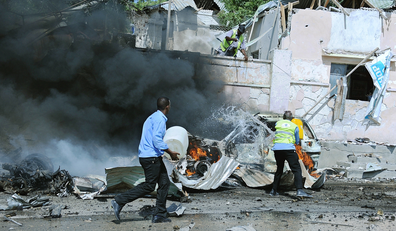 Explosion Rocks Somalia's Moghadishu Airport Killing Several People