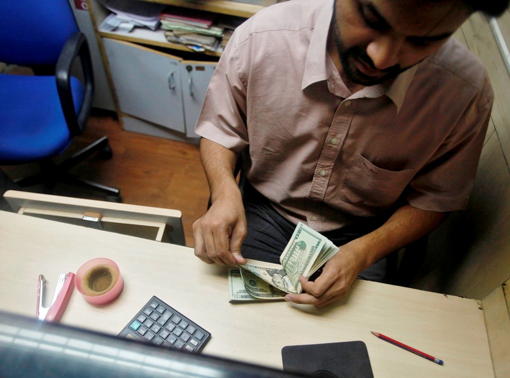India to press G20 for deadline to cut money transfer costs India to press G20 for deadline to cut money transfer costs