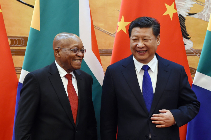 South African President Jacob Zuma (L) and Chinese President Xi Jinping