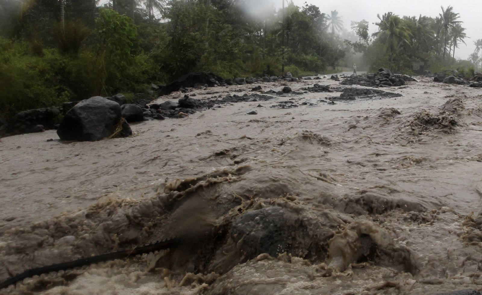 Typhoon Hagupit: Climate warriors up in arms over Philippines tropical