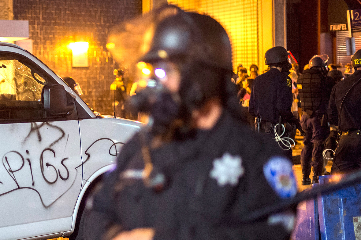 berkeley police violence protest