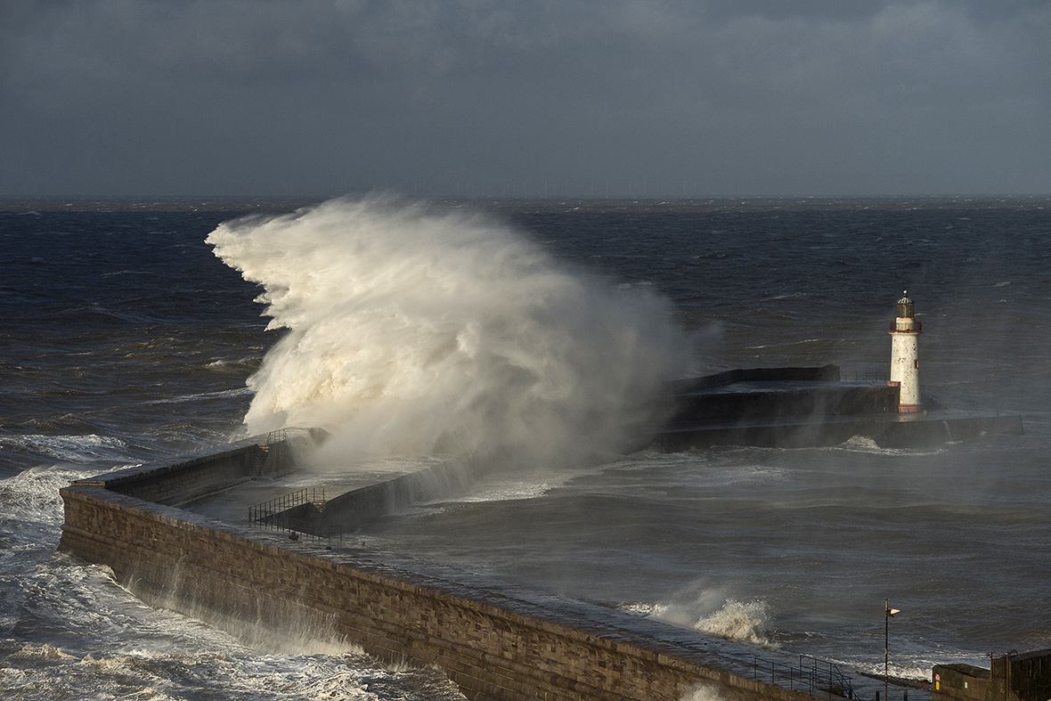 Weather bomb photos: Gale force winds and huge waves pound parts of Britain