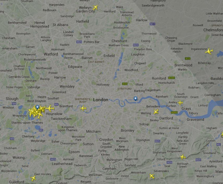 No planes flying over London as shown by Flightradar24