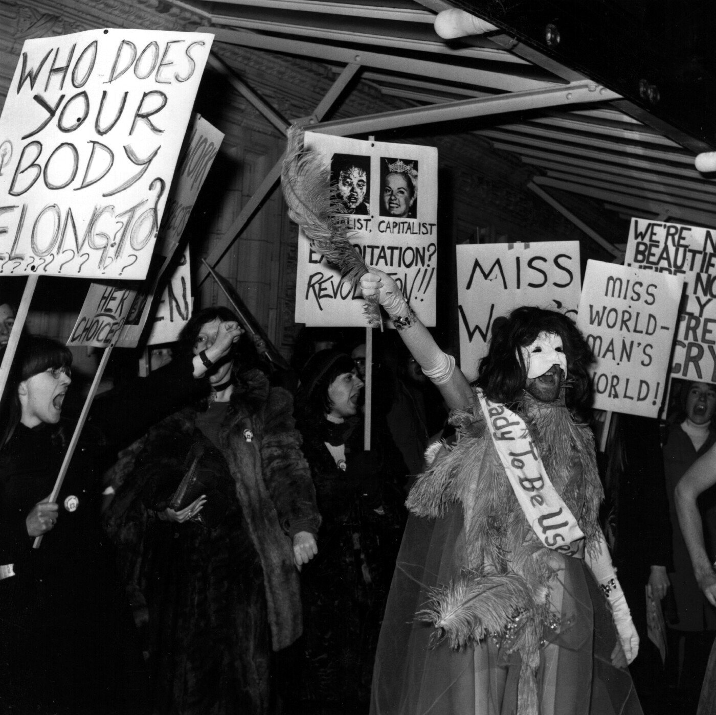 Miss World history 4 - protestors