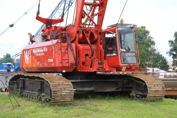 A crane smashed into a house in the Dutch province of Utrecht in a botched marriage proposal