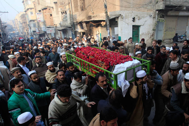 peshawar mourners