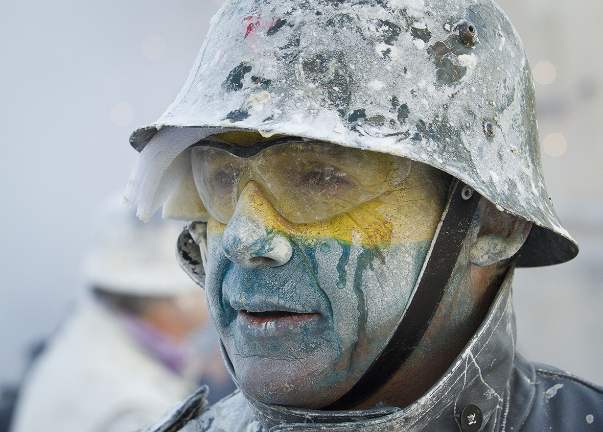 Els Enfarinats flour war spain