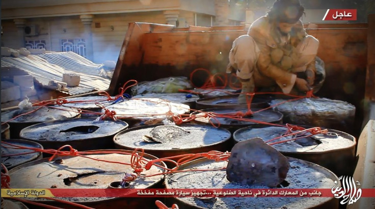 IS militants prepare a truck bomb for the Dhuluiya offensive