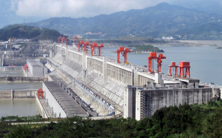 "ThreeGorgesDam-China2009" by Source file: Le Grand PortageDerivative work: Rehman